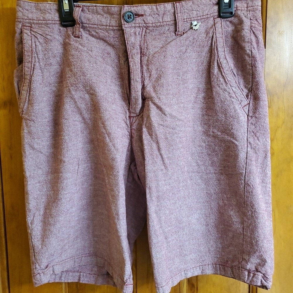 Modern Amusement Men's Cotton Chino Shorts Size 32 Red